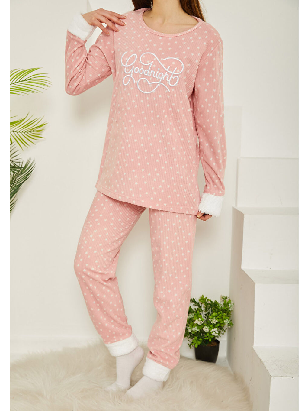 Pembe Nakışlı Pelüş Polar Pijama Takım Pudra   26780