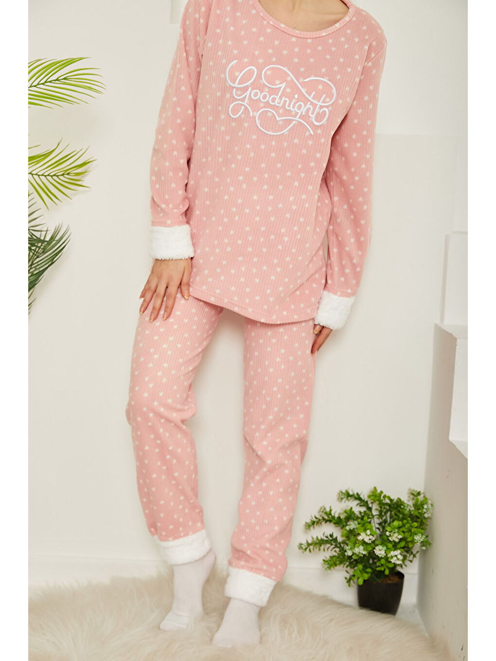 Pembe Nakışlı Pelüş Polar Pijama Takım Pudra   26780-1