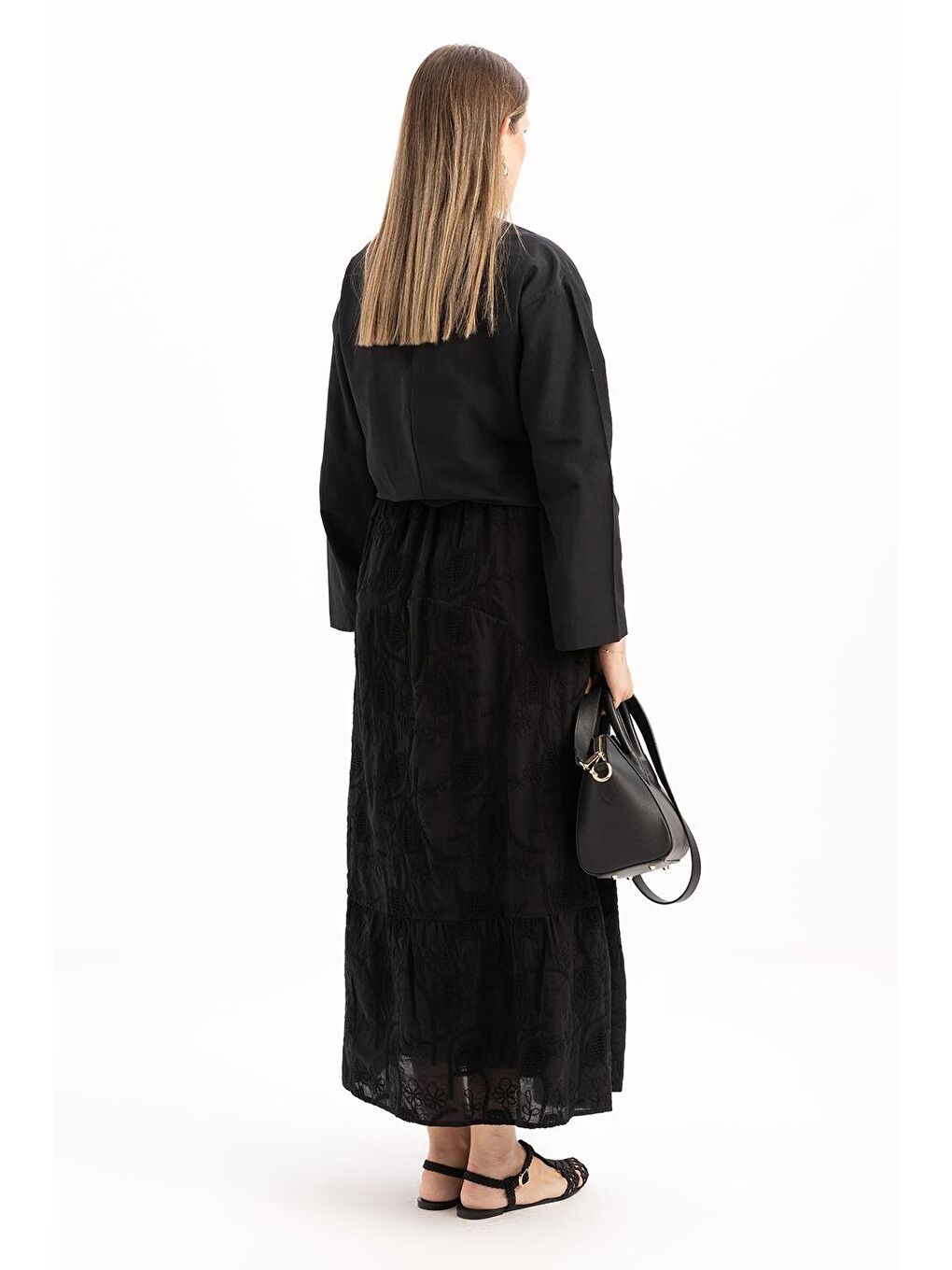 Siyah-Nakışlı Lastikli Çan Etek-3