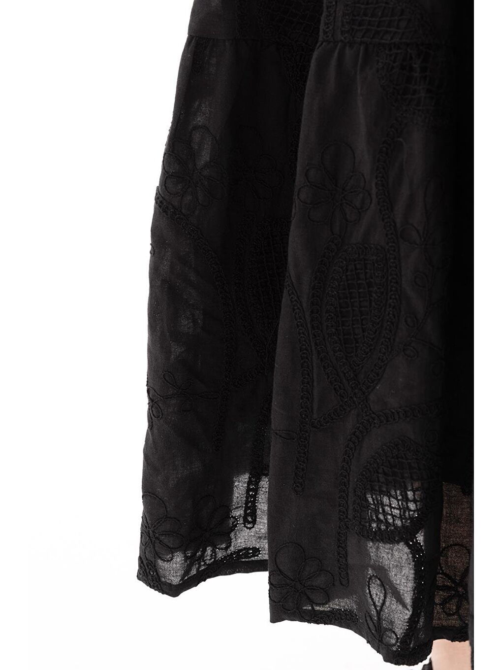 Siyah-Nakışlı Lastikli Çan Etek-4