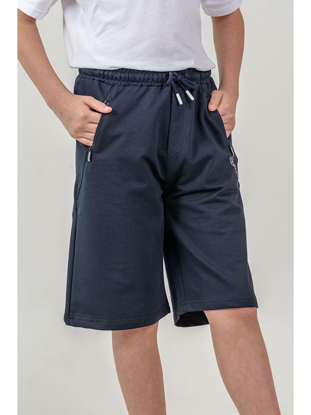 Lacivert Sport Baskılı Cepler Fermuarlı Erkek Çocuk Şort-2