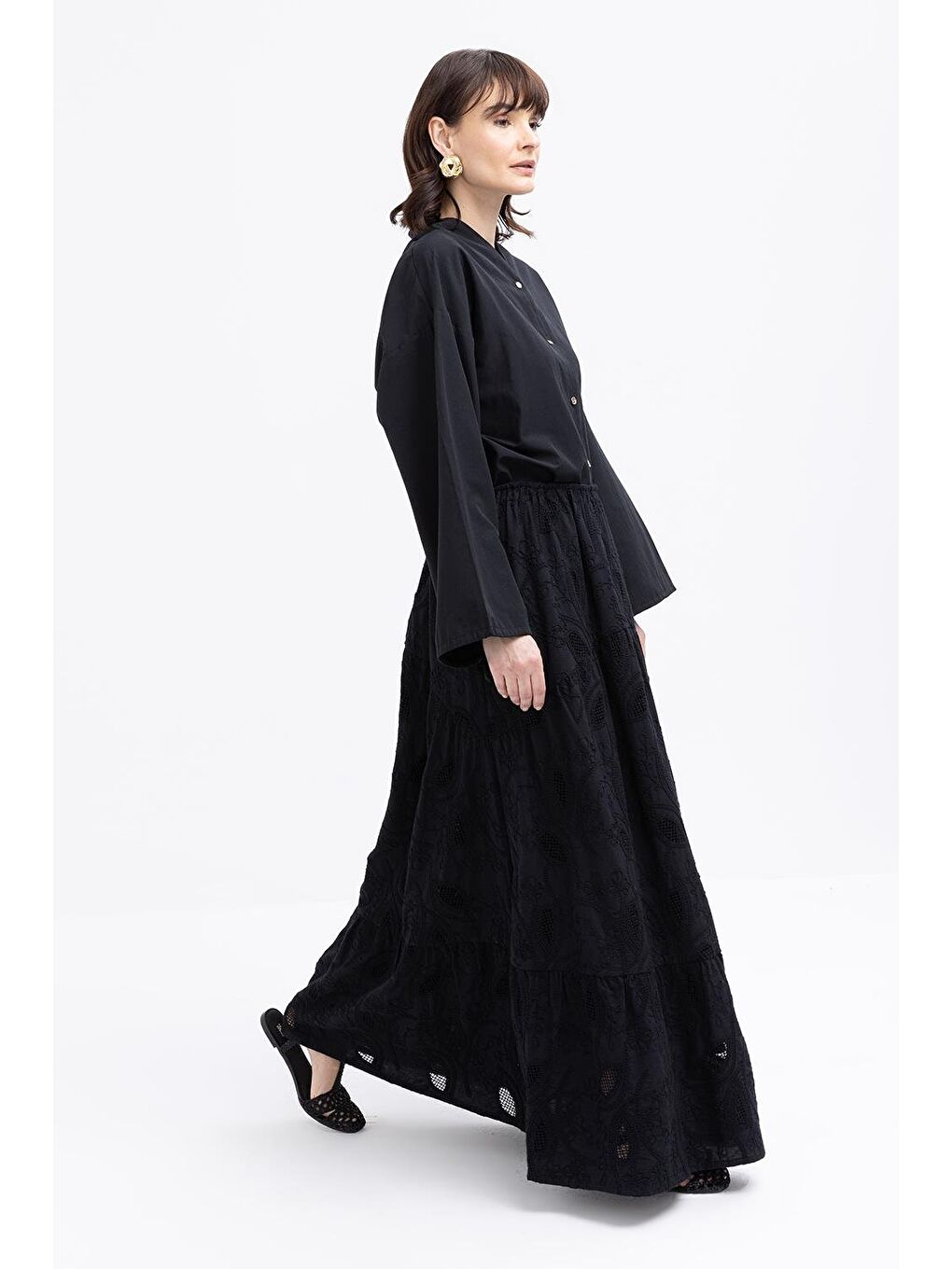 Siyah-Nakışlı Lastikli Çan Etek-5