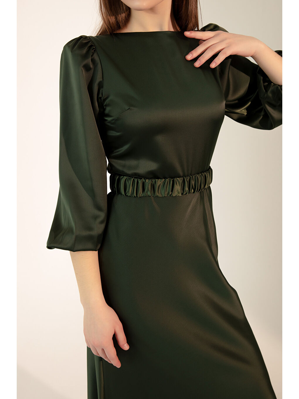 Kadın Yeşil Uzun Balon Kollu Nişan Elbisesi-3