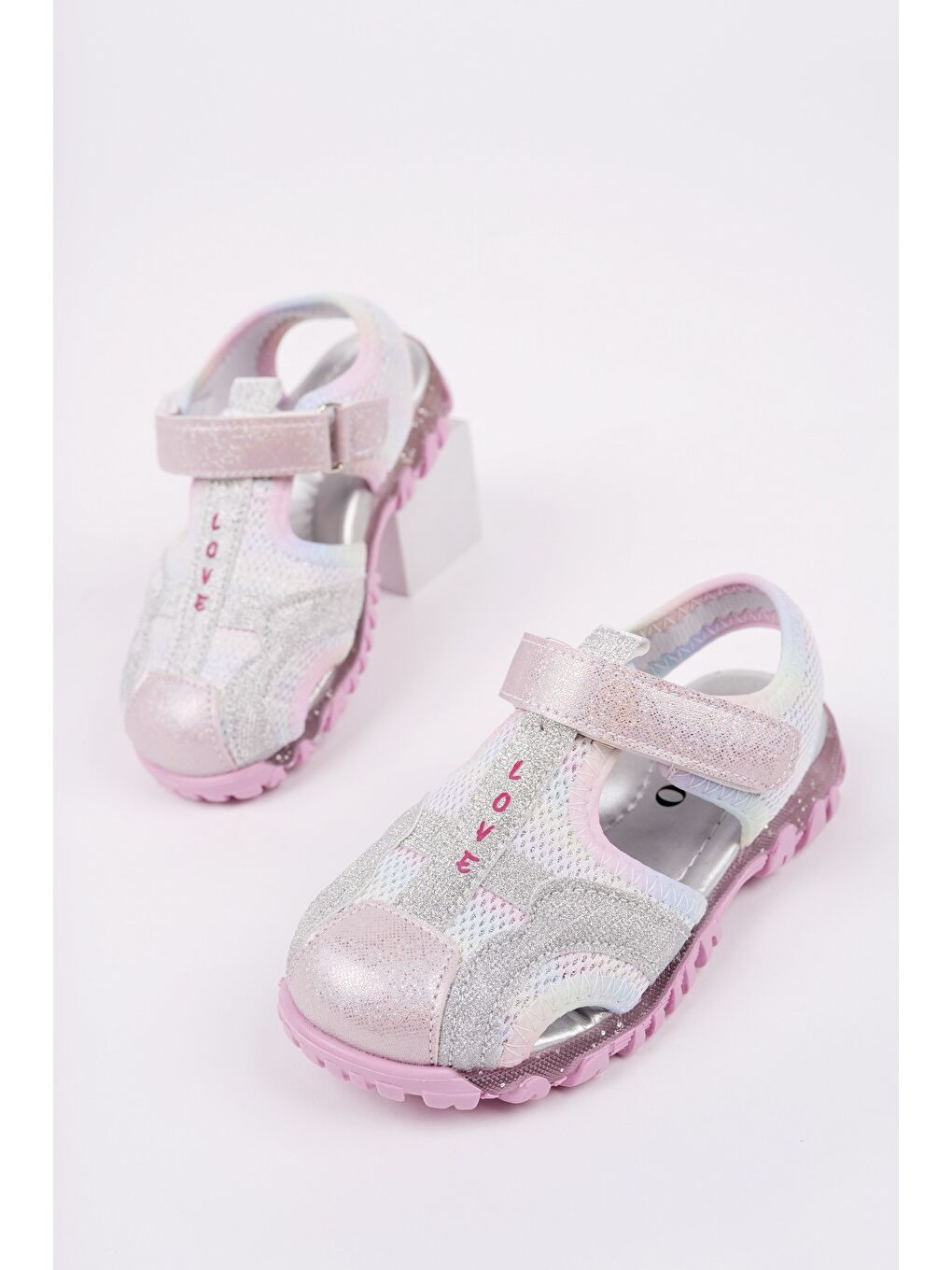 Pembe SLYVESTER Günlük Önü Kapalı Cırtlı Unisex Çocuk Sandalet
