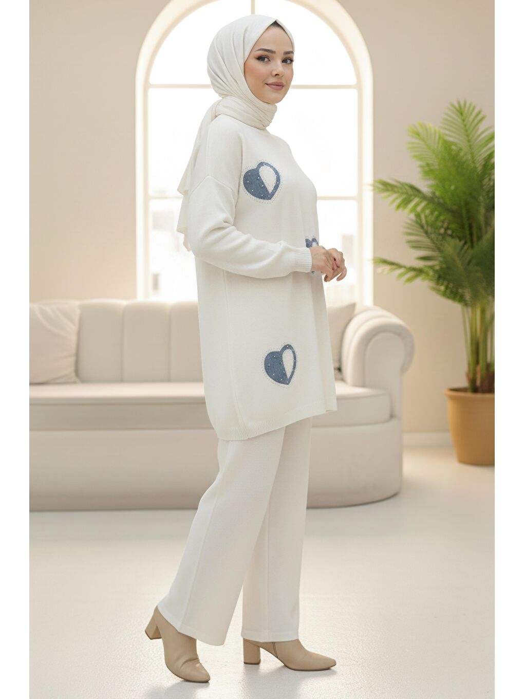 Ekru Kalp Taş Detaylı Triko İkili Takım Krem - 28123-KREM