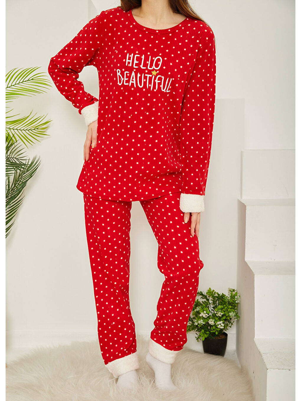 Kırmızı Nakışlı Pelüş Polar Pijama Takım Kirmizi   26782-2