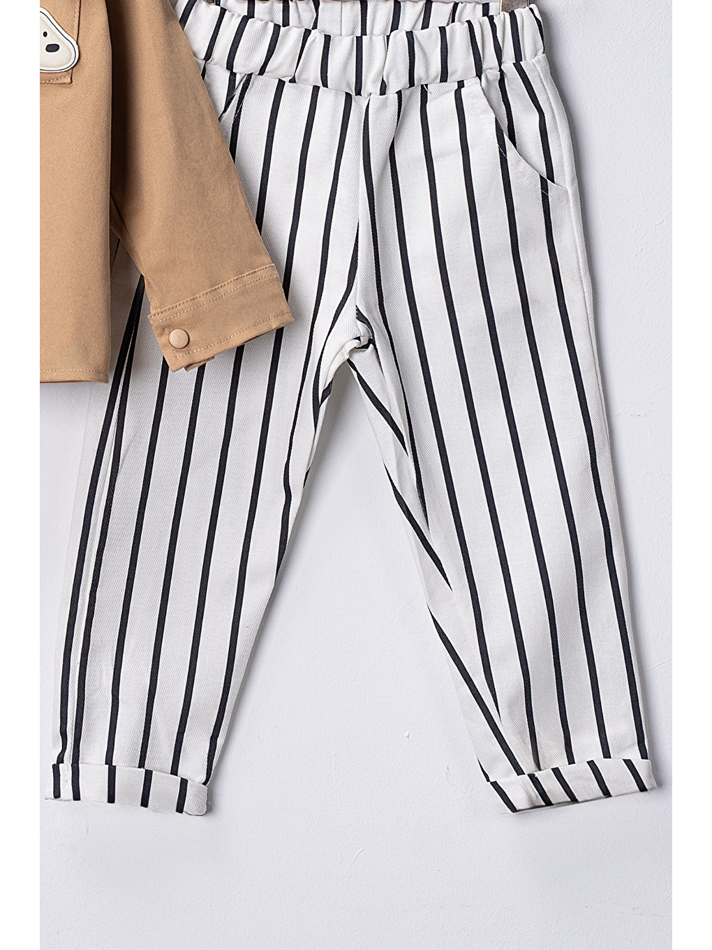 Kahverengi Erkek Çocuk Kapüşonlu Ceket-Sweatshirt-Çizgili Pantolon 3'lü Takım (2-5 Yaş)-2