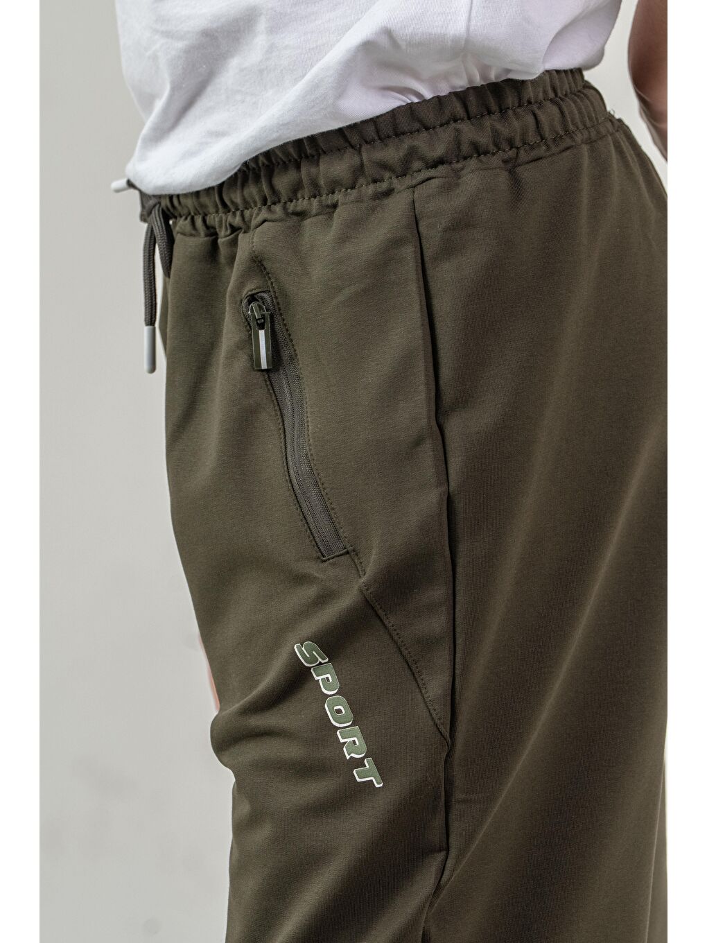 Haki Sport Baskılı Cepler Fermuarlı Erkek Çocuk Şort-3