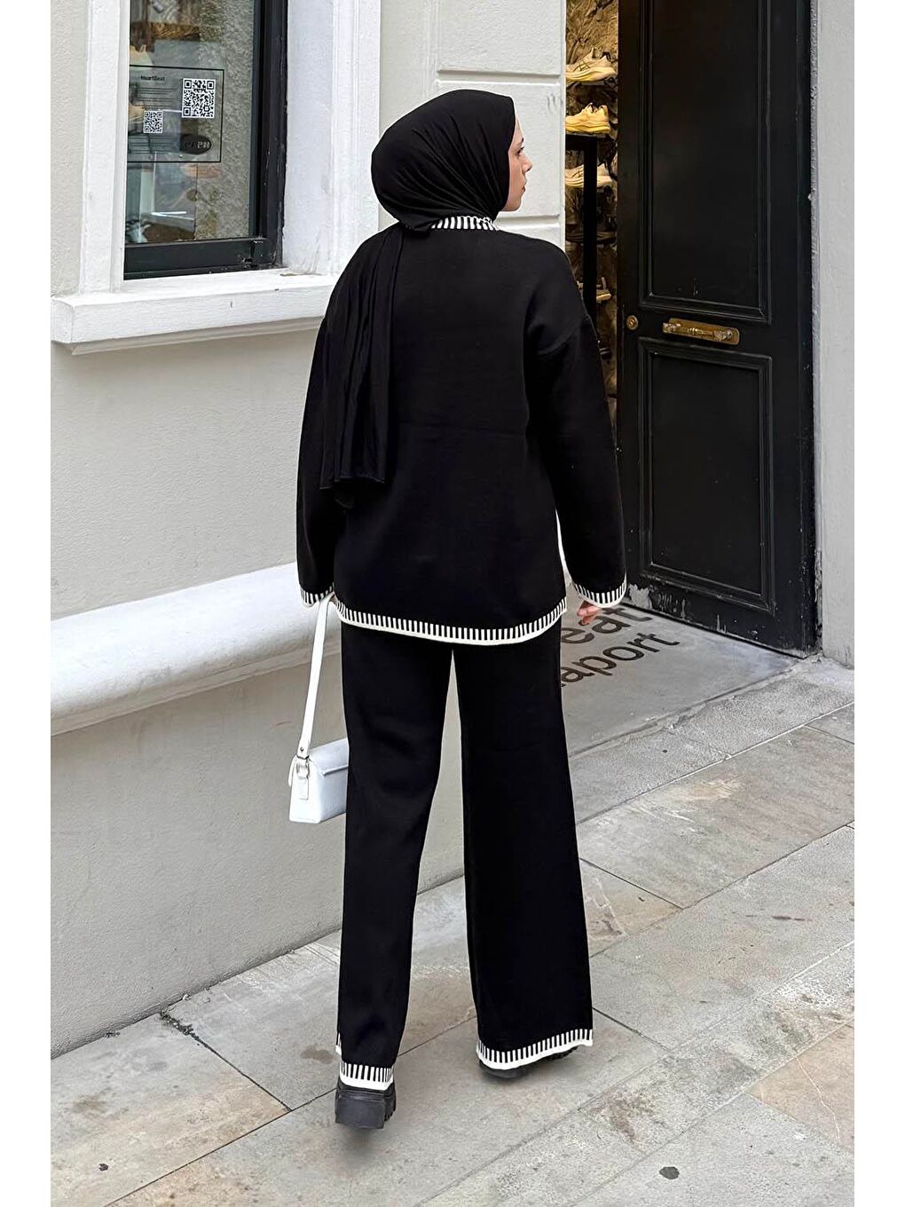 Çizgili Triko Takım Siyah-3