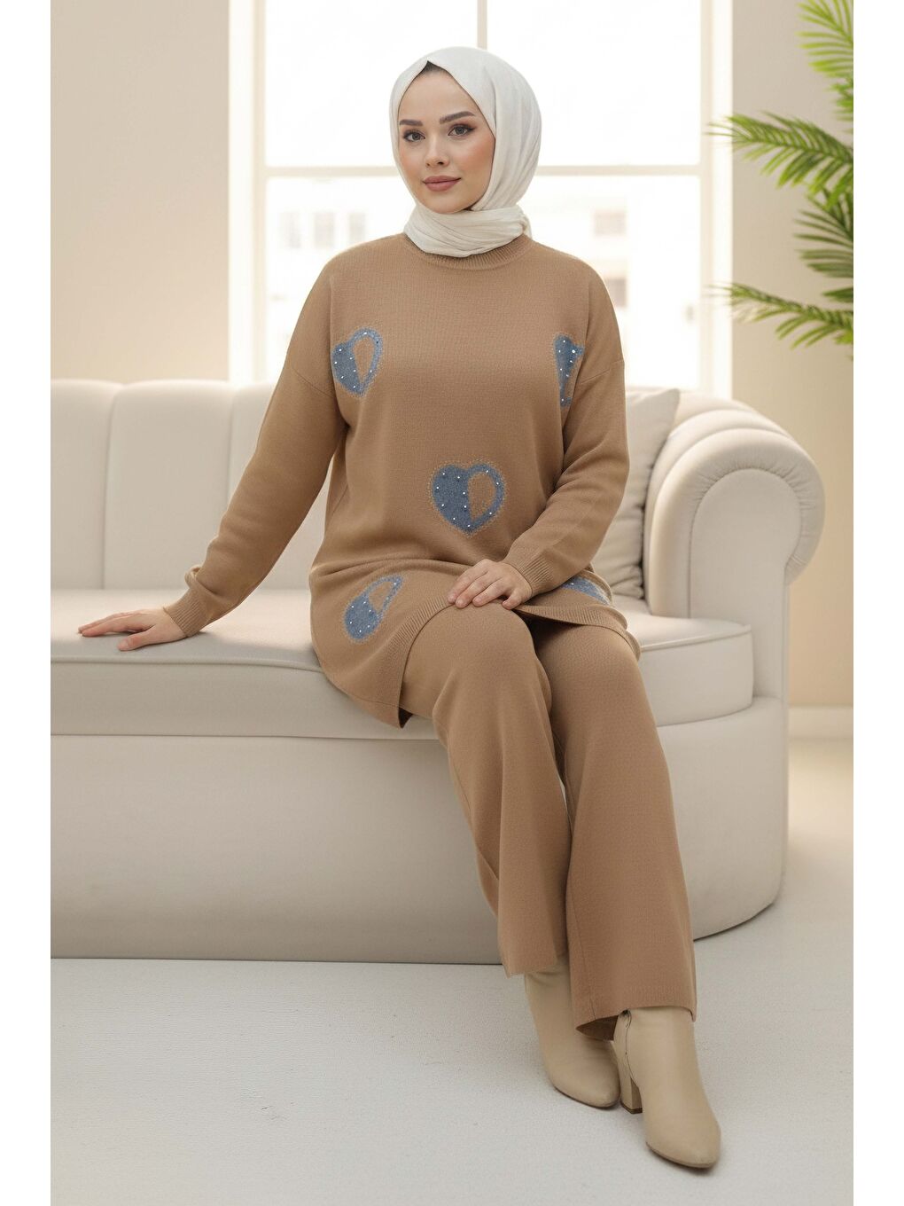 Bej Kalp Taş Detaylı Triko İkili Takım Vizon - 28123-VIZON