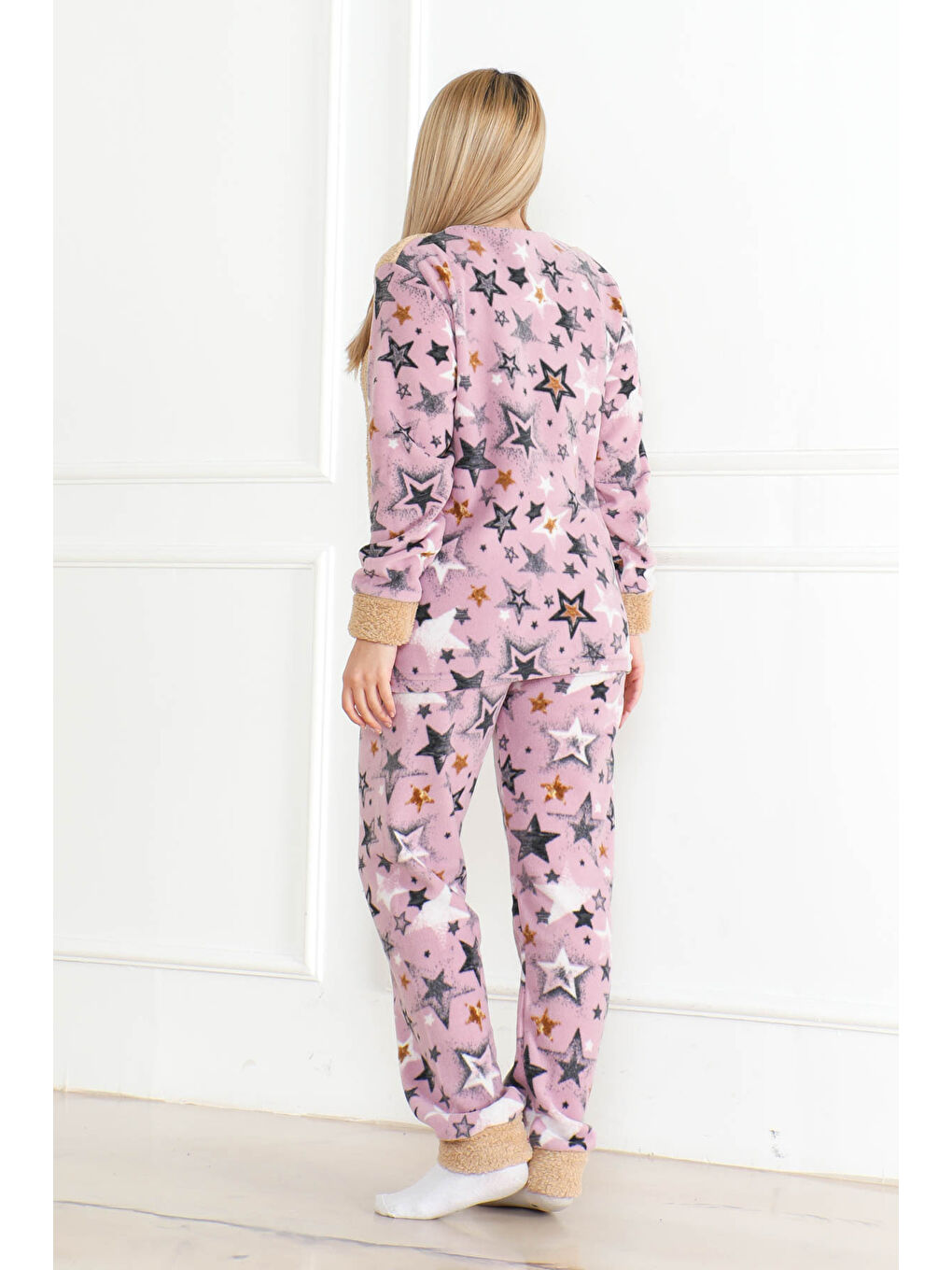Nakışlı Pelüş Polar Pijama Takım Bej   26637-3