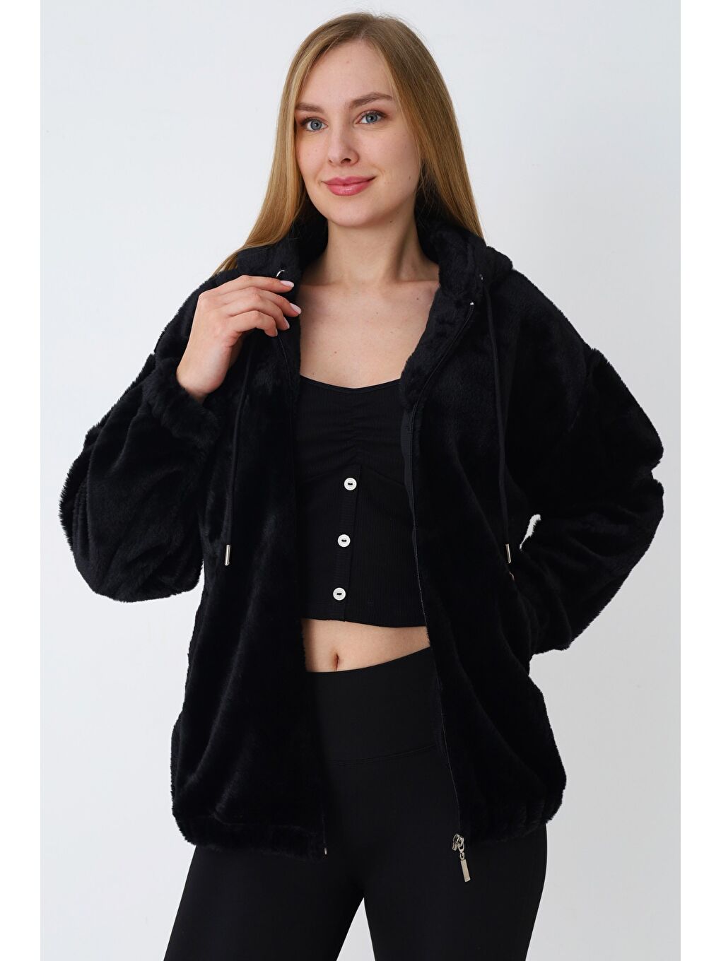 Siyah Kapüşonlu Fermuarlı Cepli Pelüş Uzun Kollu Kadın Hırka-4