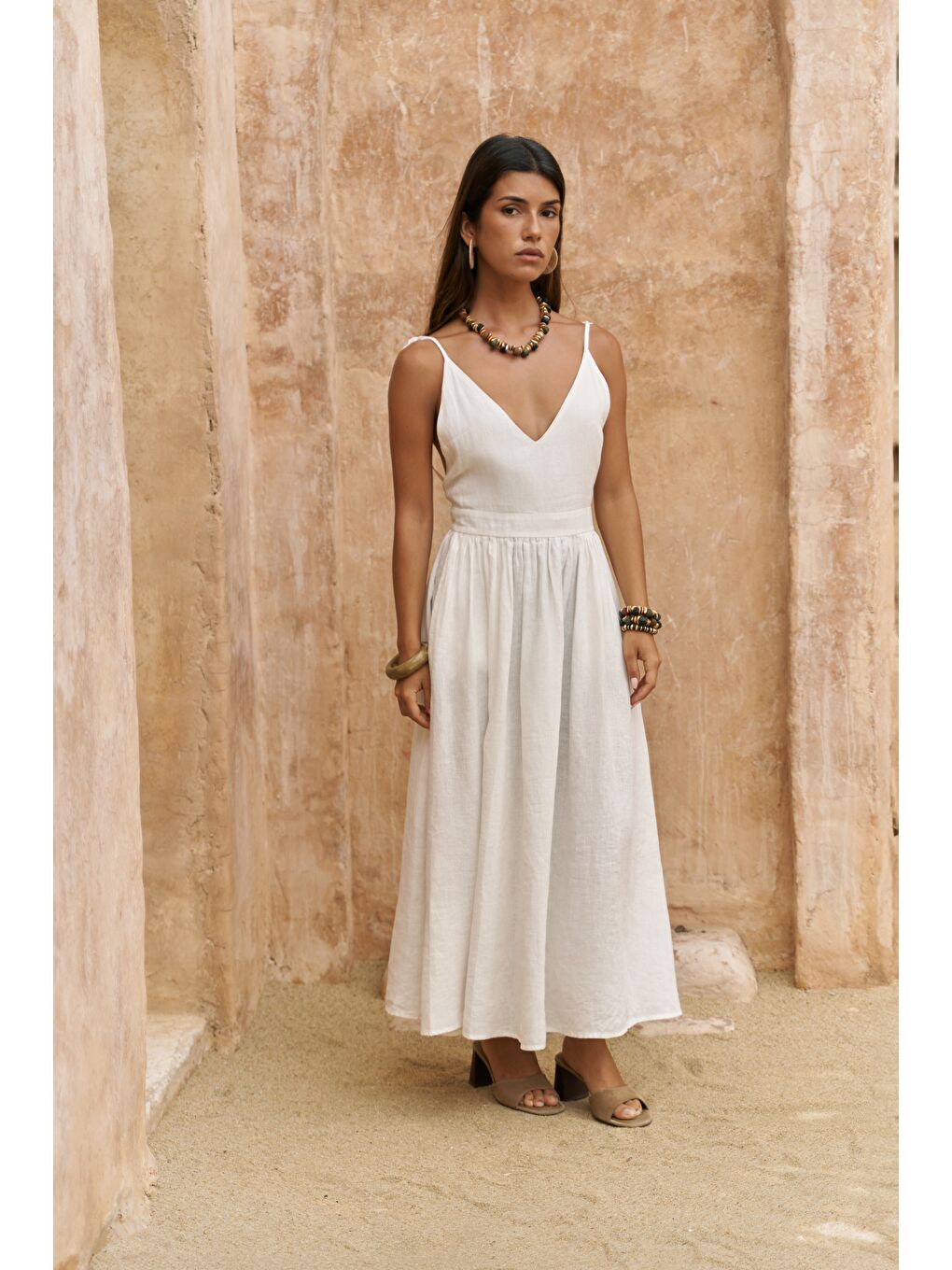 Eara Askılı Beyaz Uzun Keten Elbise-2