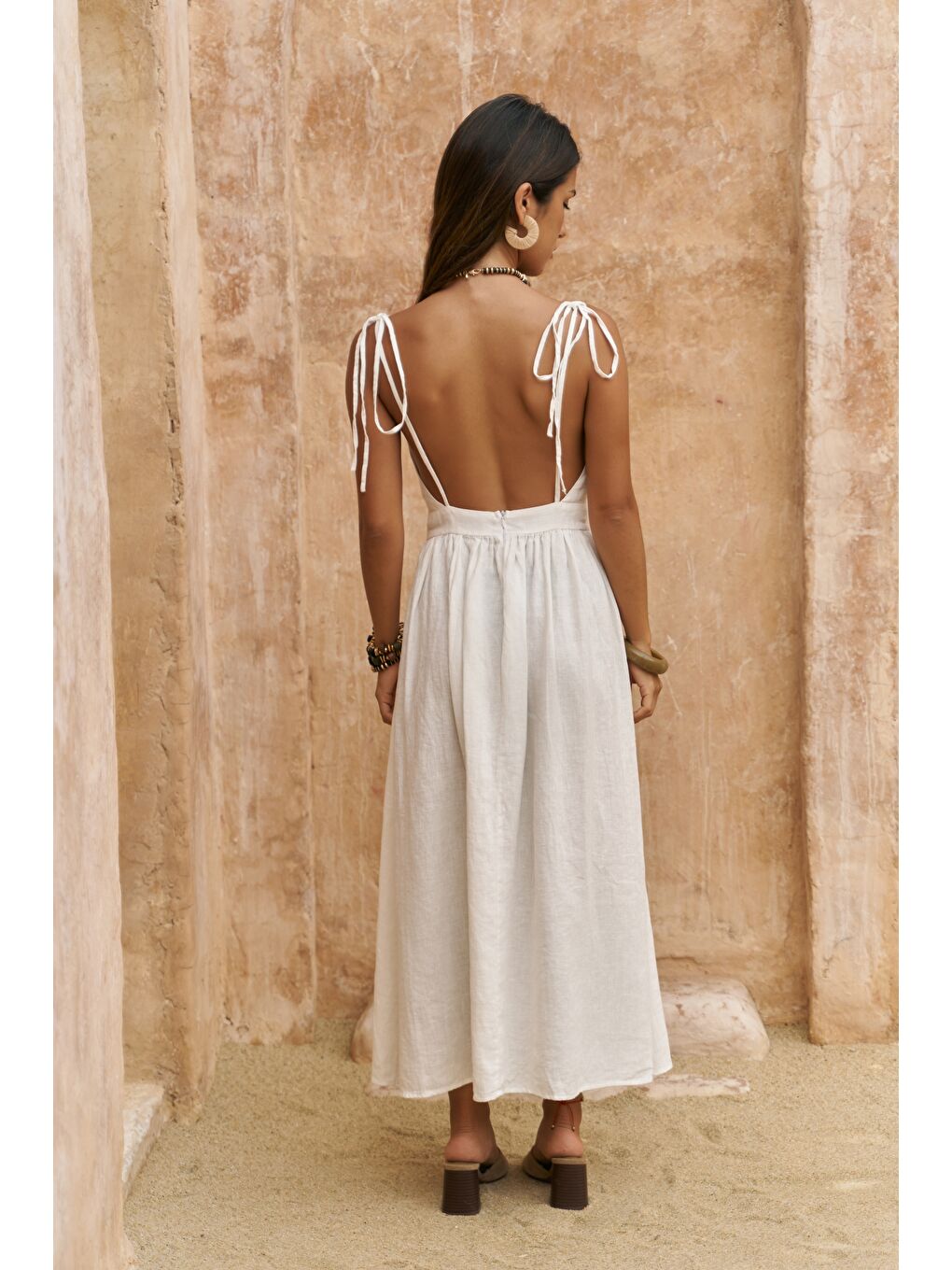 Eara Askılı Beyaz Uzun Keten Elbise-3