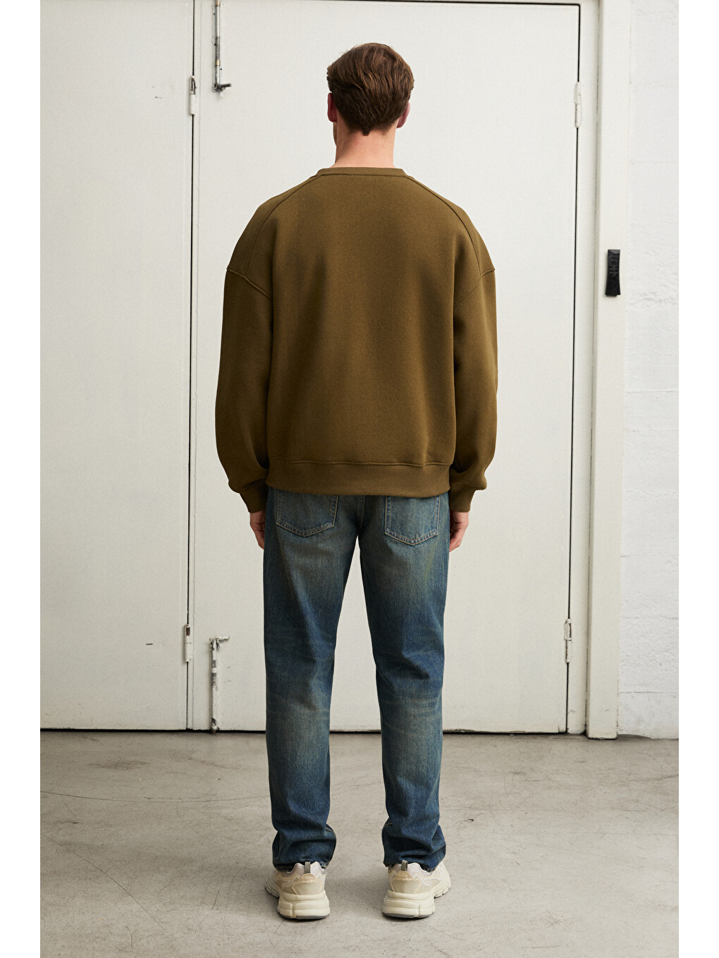 Coyotes Erkek Bisiklet Yaka Kangru Cepli Organik Pamuk Regular Fit Koyu Haki Sweatshirt-6