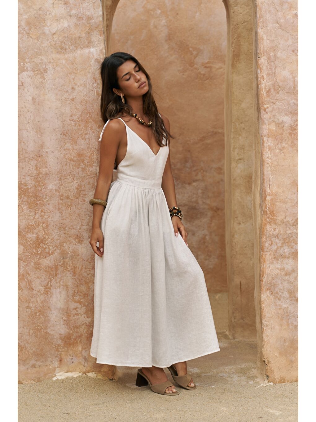 Eara Askılı Beyaz Uzun Keten Elbise-4
