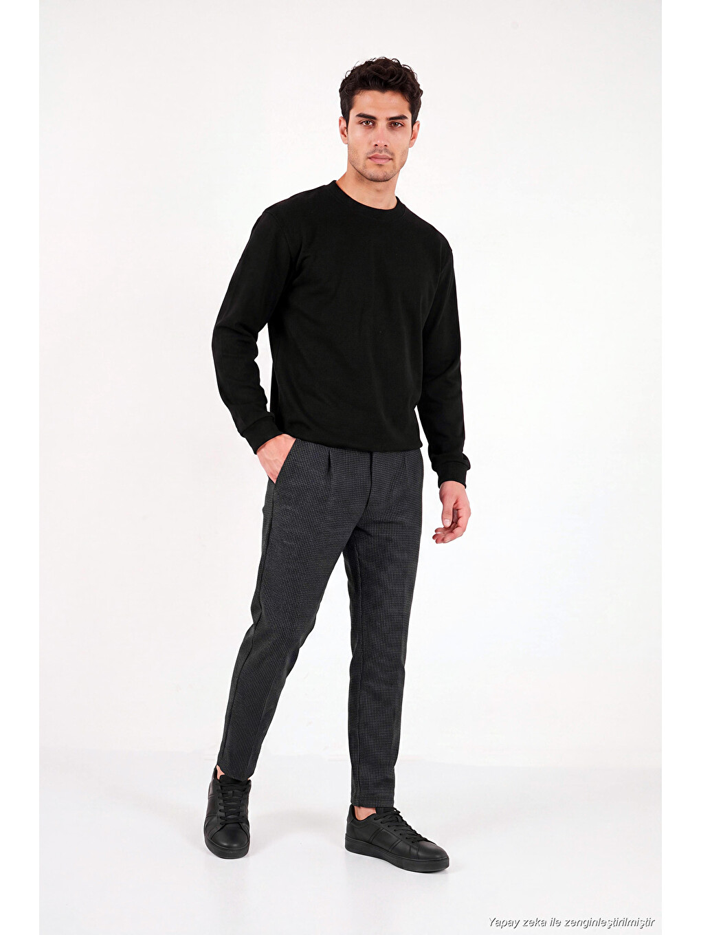 Siyah Pamuk Karışımlı Relaxed Fit Bisiklet Yaka Sweat 5905837-1