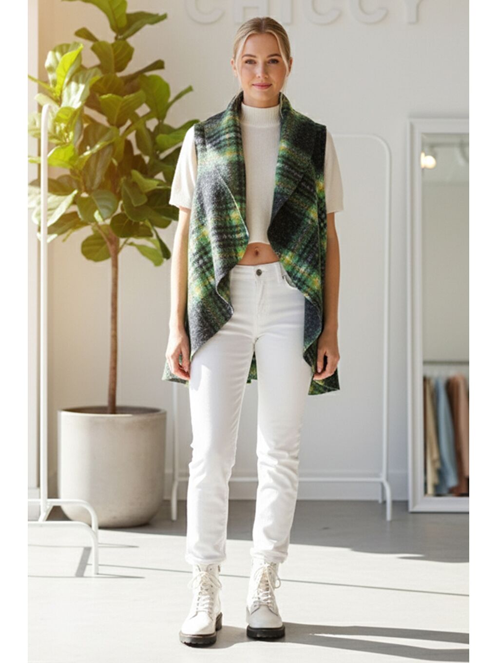 İtalyan Siyah-Yeşil Şal Yaka Kolsuz Ekose Kapamasız Kalın Akrilik Uzun Oversize Dokuma Yelek 85 68-1