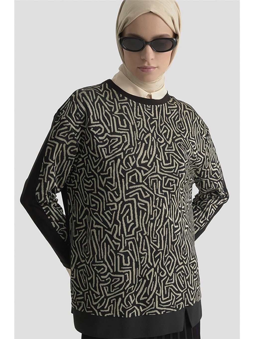 Soyut Desenli Örme Takım 25Kd2805 Bej-3