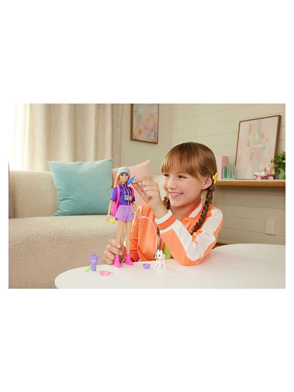 Barbie "Malibu" Bebek ve Aksesuarlar JJV59-2