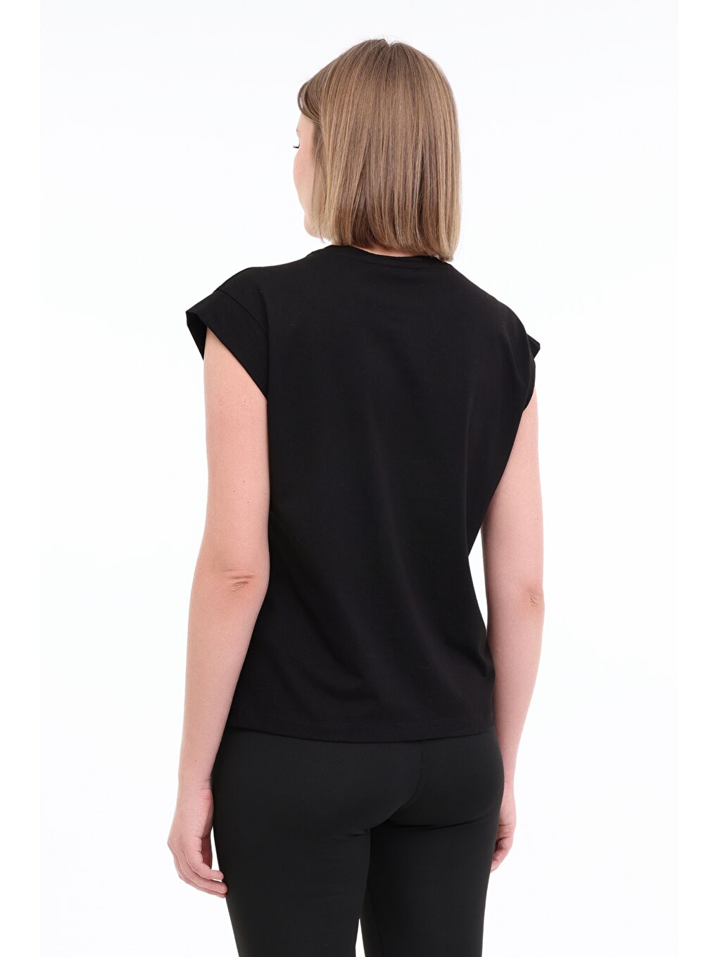 WL PELYAF 11KT71 5FX Siyah Kadın Kısa Kol Tişört-1