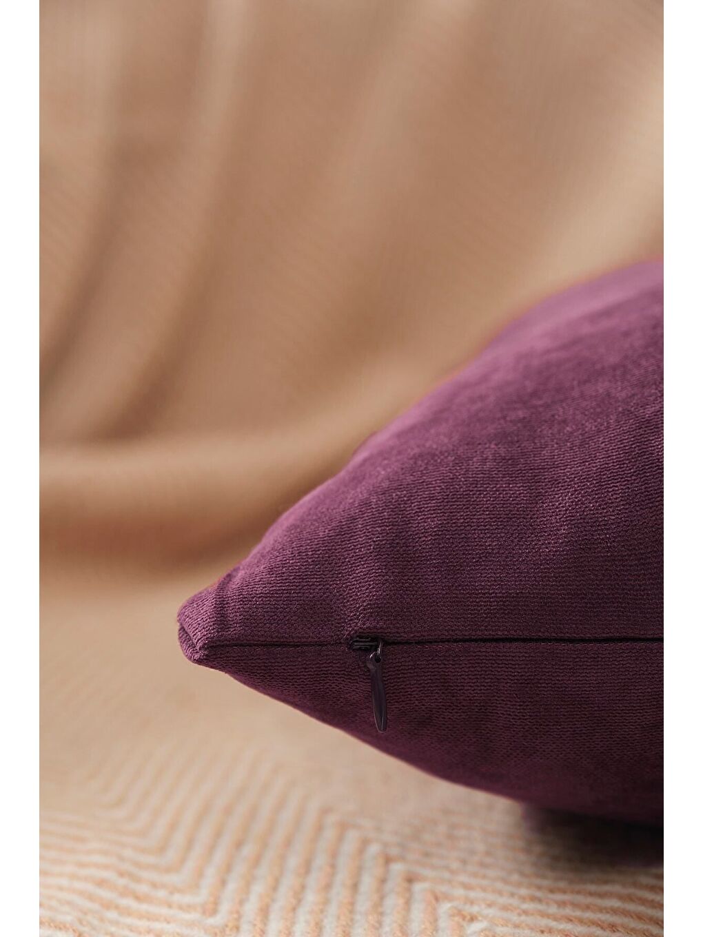 Panoroma Süet Dokulu Düz Punch (Panç) İçin Uygun Mürdüm 45X45 Dekoratif Kırlent Kılıfı-2