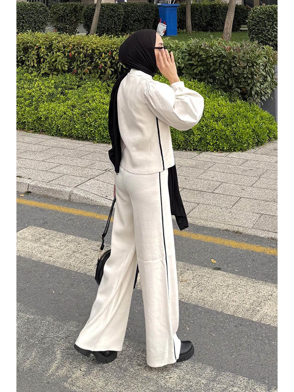 Bej Biyeli Yelekli Takım Taş-3