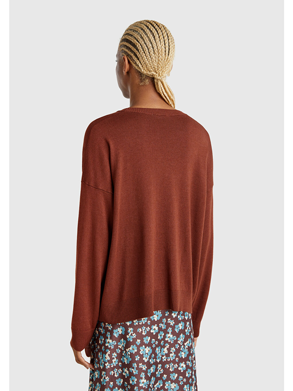 Kadın Kahverengi Viskoz Karışımlı Çiçek Desenli Kazak-2