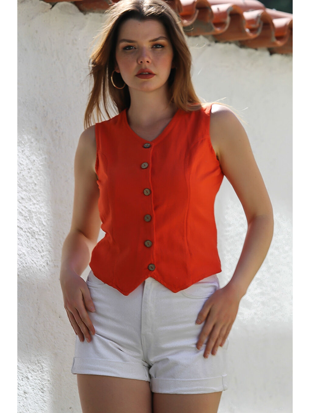 Kırmızı Narçiçeği V Yaka Düğmeli Yıkamalı Kulplu Casual Fitted Dokuma Yelek 55 45