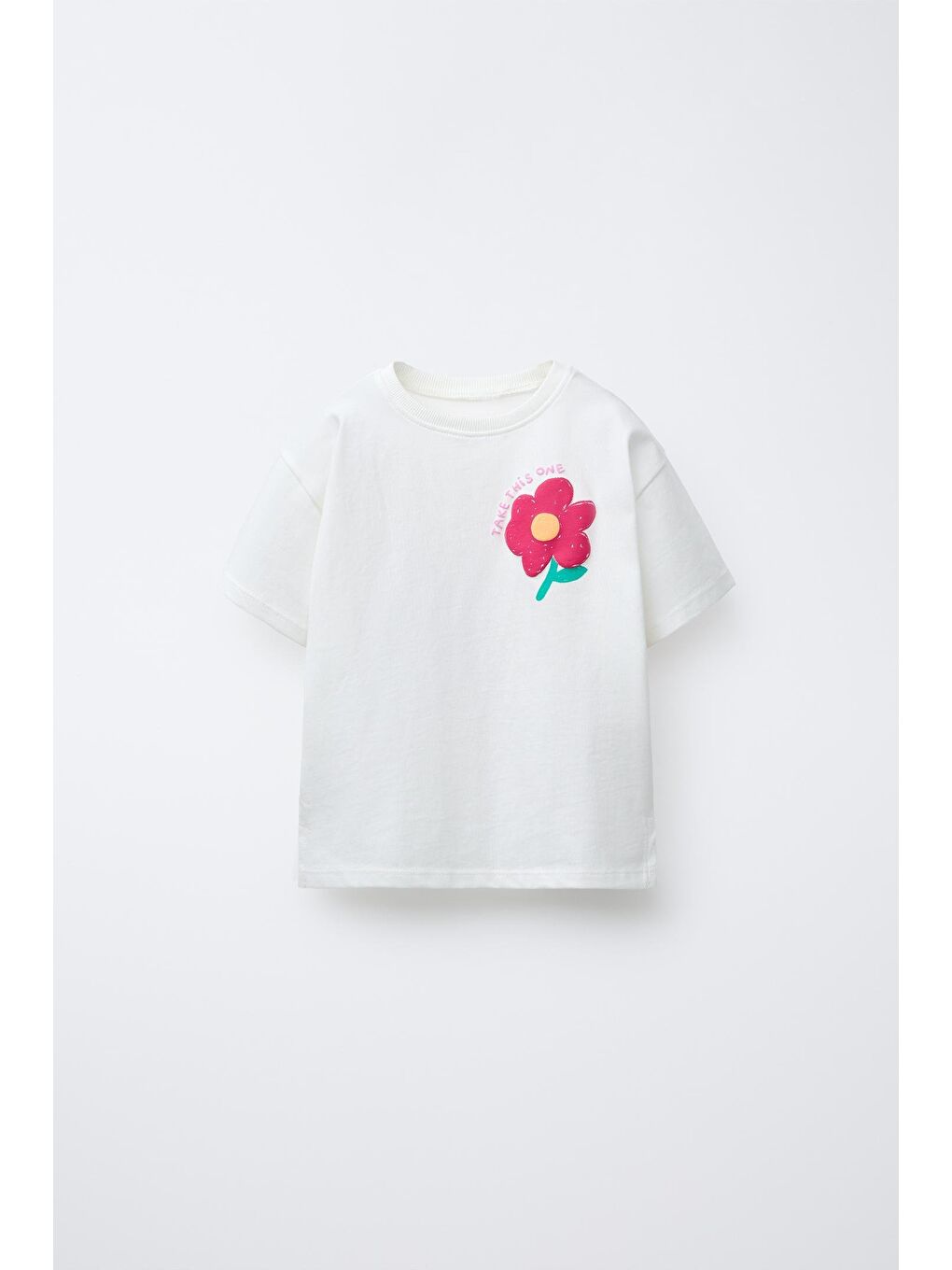 Kız Çocuk Pamuklu Beyaz Çiçek Nakışlı T-Shirt Çiçek Desenli Şort Takım - Yazlık Set-2