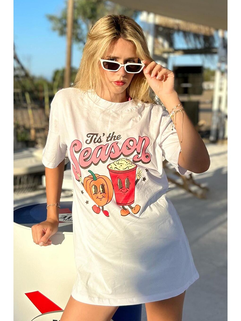 Beyaz Baskılı Bisiklet Yaka Kadın Tişört Mg1776-10