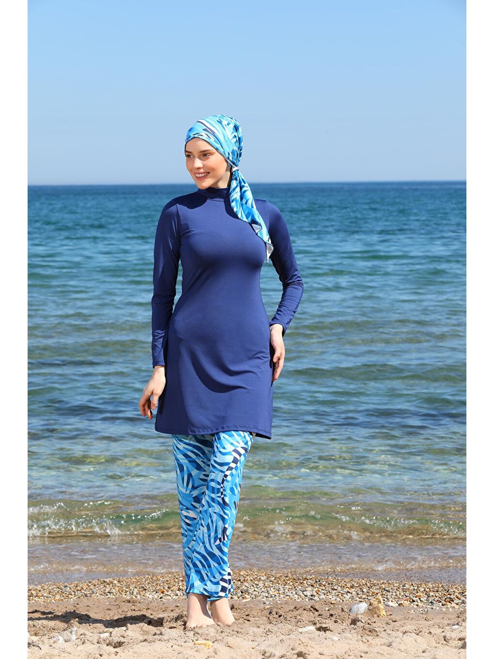 Lacivert Bolpaça Fularlı Tasarım Kapalı Tesettür Mayo 3361-1