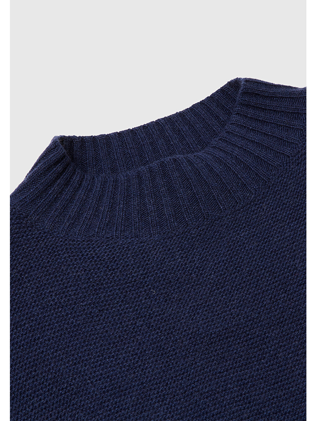 Kadın Lacivert Yün Karışımlı Ribana Detaylı Yırtmaçlı Kolsuz Kazak-6