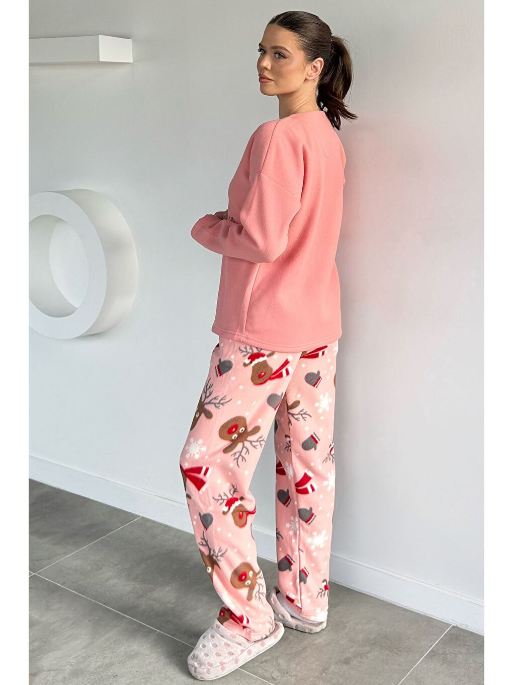 Pembe Kadın Ön Baskılı Bisiklet Yaka Polar Pijama Takımı-3