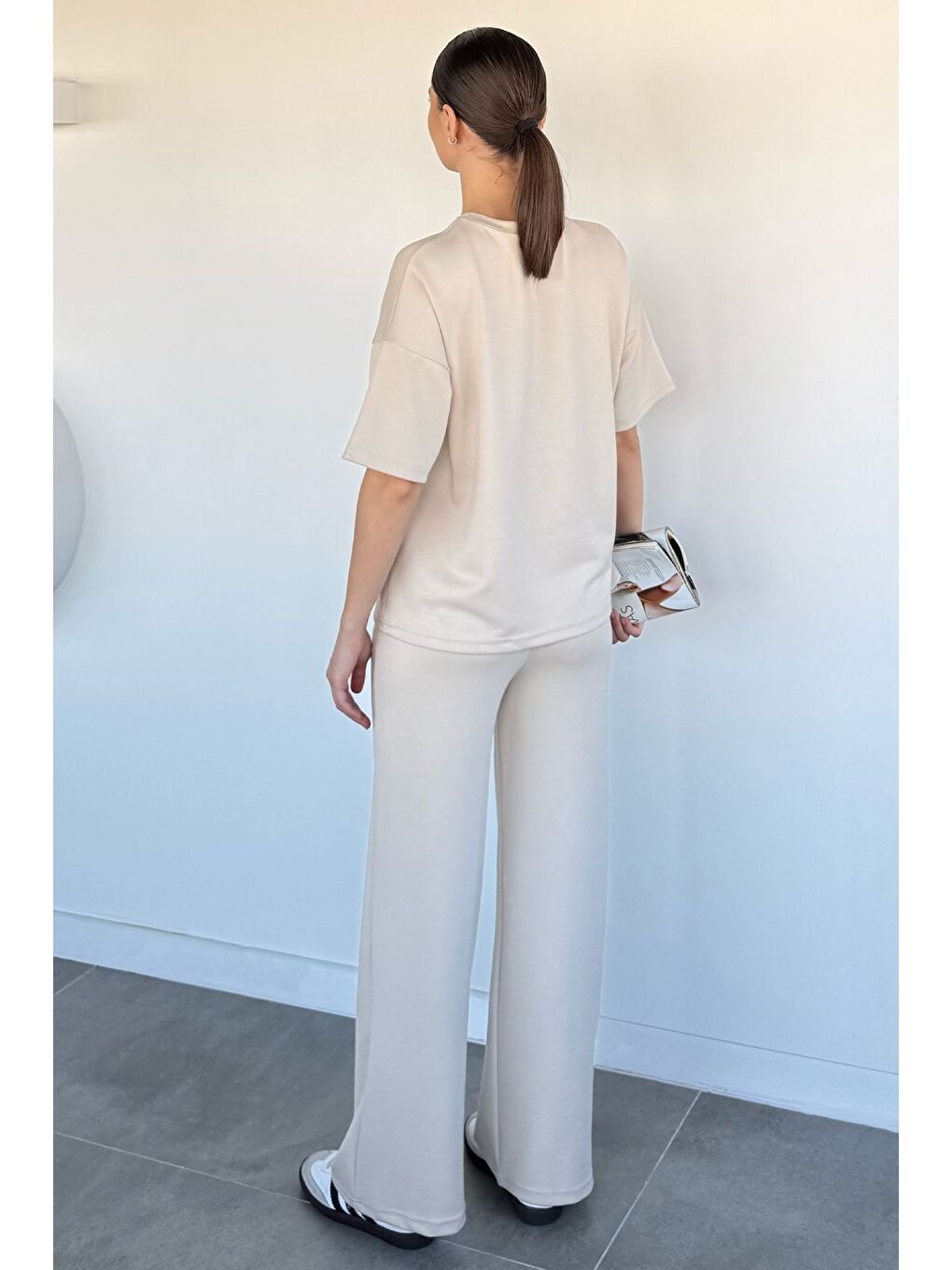 Bej Kadın Bisiklet Yaka Tişört Bel Lastikli Palazzo Pantolon İkili Takım-3