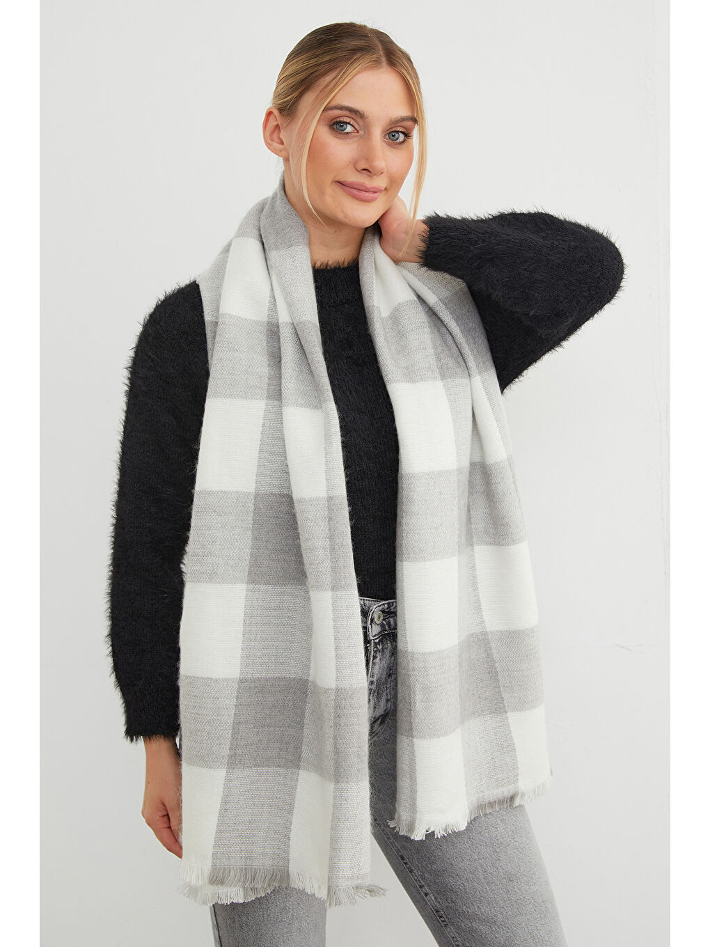 Gri Ekose Desenli Şal-1