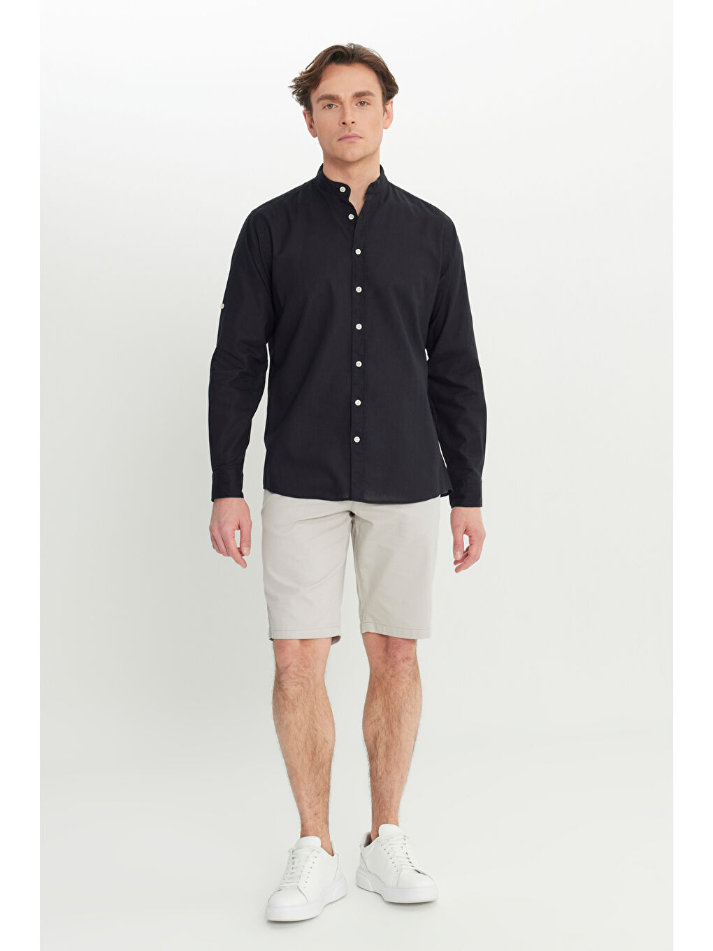 Erkek Siyah Comfort Fit Rahat Kesim Hakim Yaka Gömlek-1