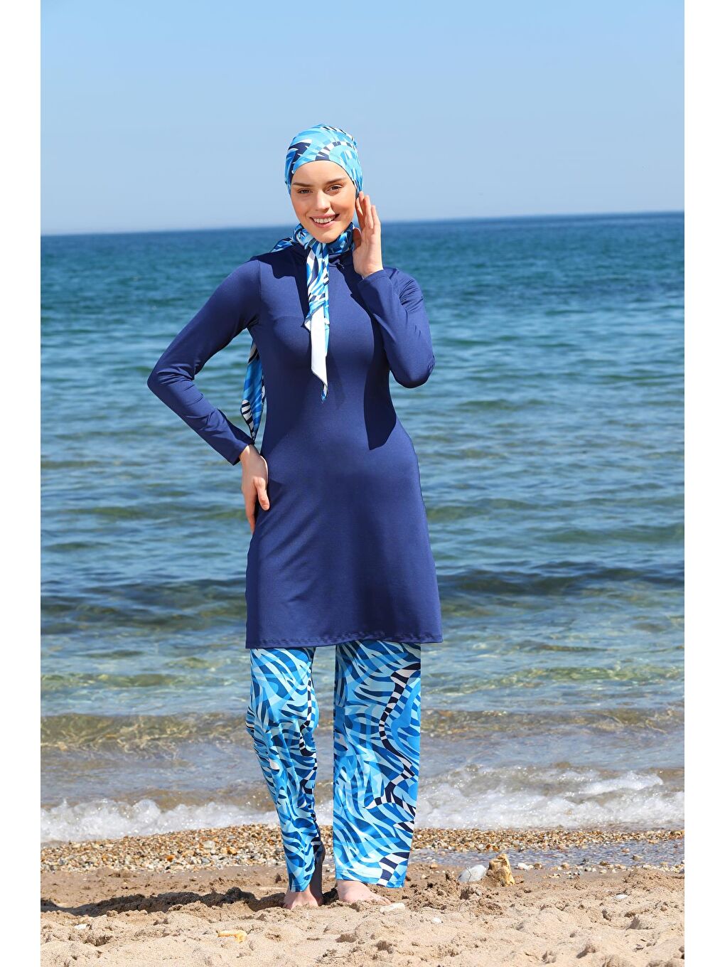 Lacivert Bolpaça Fularlı Tasarım Kapalı Tesettür Mayo 3361-4