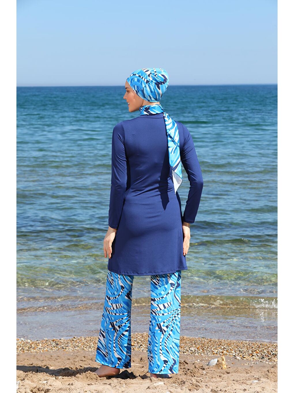Lacivert Bolpaça Fularlı Tasarım Kapalı Tesettür Mayo 3361-5