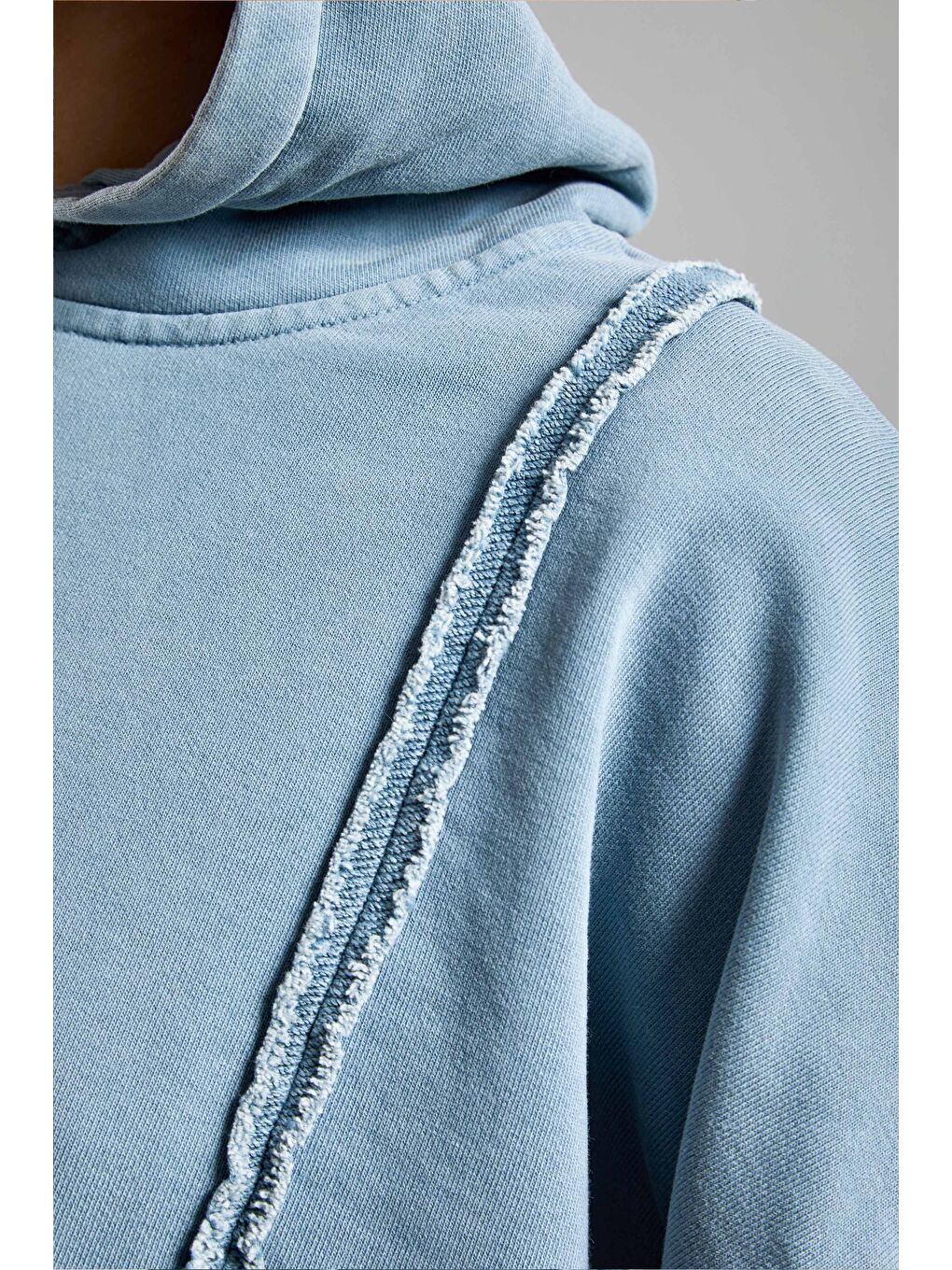 Kadın İndigo Renk Yıkamalı Özel Kumaş Tasarım Kapüşonlu Sweatshirt-1
