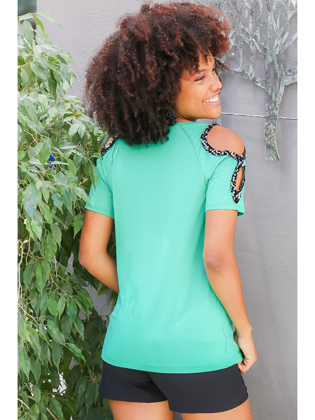 Kadın Yeşil V Yaka Kısa Kol Midi Payetli Regular Fit Örme Bluz-7