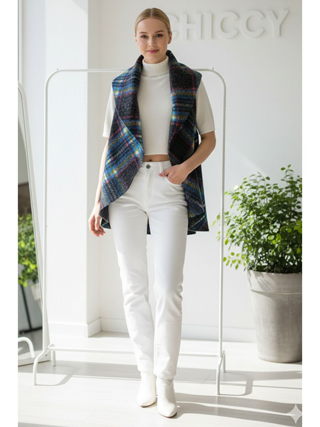 İtalyan Siyah-Mavi Şal Yaka Kolsuz Ekose Kapamasız Kalın Akrilik Uzun Oversize Dokuma Yelek 85 68-3