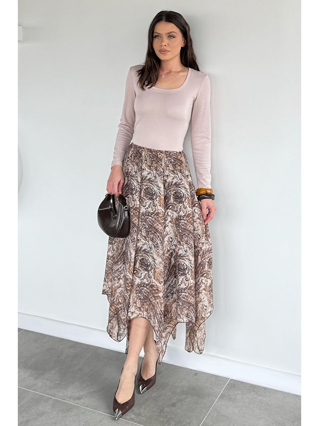 Kahverengi Kadın Bel Lastikli İç Astarlı Asimetrik Kesim Desenli Etek-1
