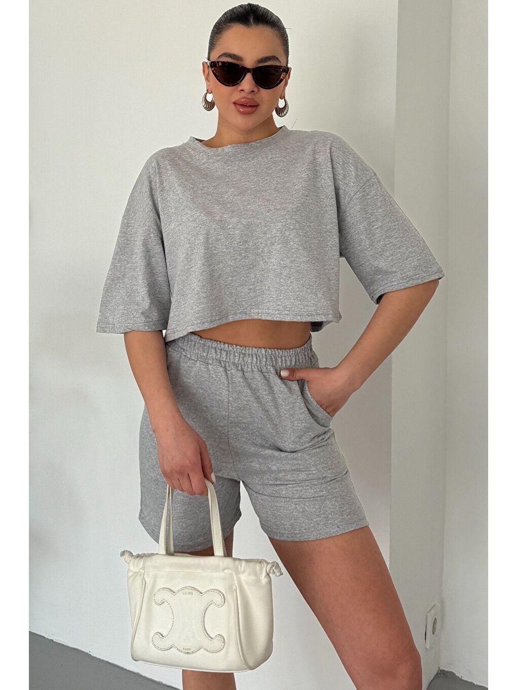 Kadın Grimelanj Bisiklet Yaka Düz Crop Şort Takım-1