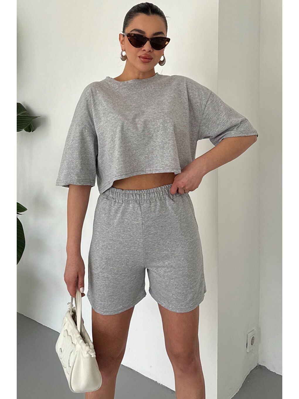 Kadın Grimelanj Bisiklet Yaka Düz Crop Şort Takım-2