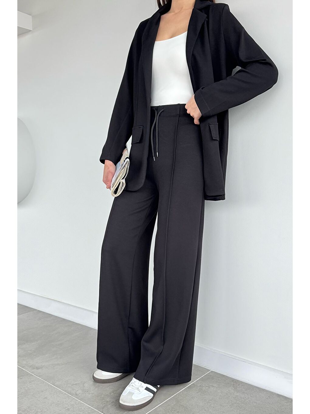 Siyah Kadın Tek Düğmeli Ceket Bel Lastikli Çimalı Pantolon İkili Takım-1