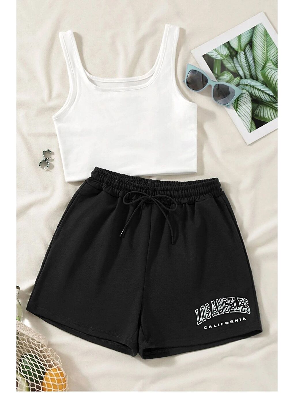 Kadın Los Angeles Baskılı Beyaz Askılı Crop Şort Takım-1