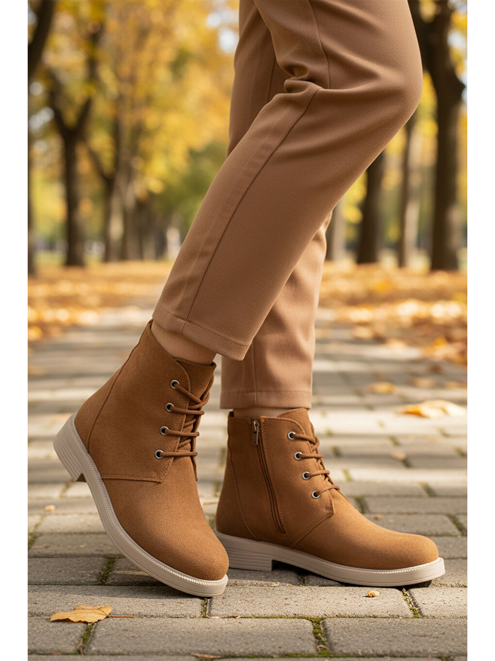Kahverengi Taba Süet Bağcıklı Fermuarlı Kaymaz Kadın Bot 284098 Z-2