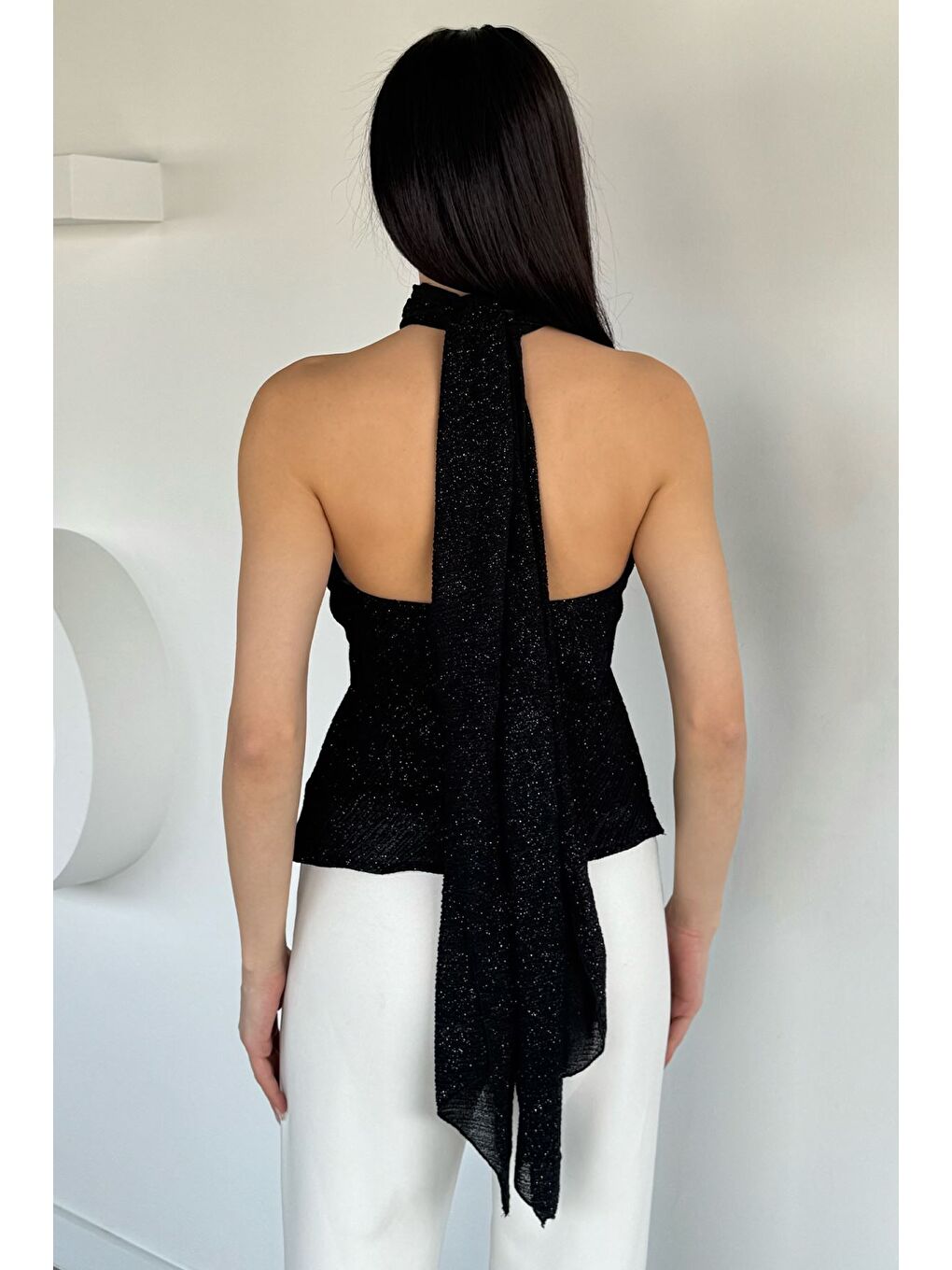 Siyah Kadın Sırt Dekolteli Işıltılı Fular Detaylı Bluz-3