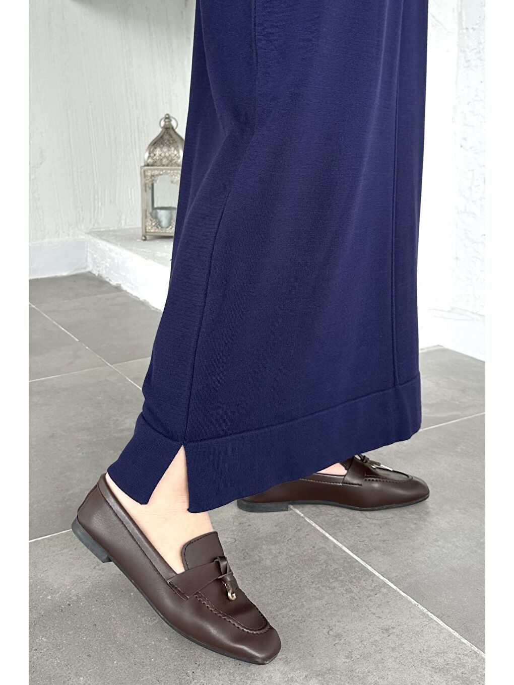 Lacivert Kollar Taş İşlemeli Tesettür Triko Elbise-7